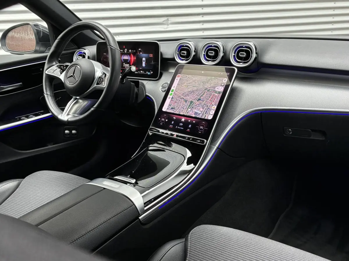 300 e Cruise Carplay Led Head-up Camera 23 Eerste Eigenaar Nieuw Model Vol Opties Sfeerverlichting Trekhaak