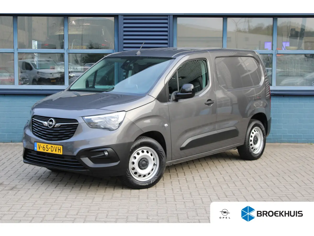 50kWh 136 PK | CAMERA | NAVIGATIE | BETIMMERING | VERWARMD STUUR | VOORVERWARMBAAR | APPLE CARPLAY/ANDROID AUTO |