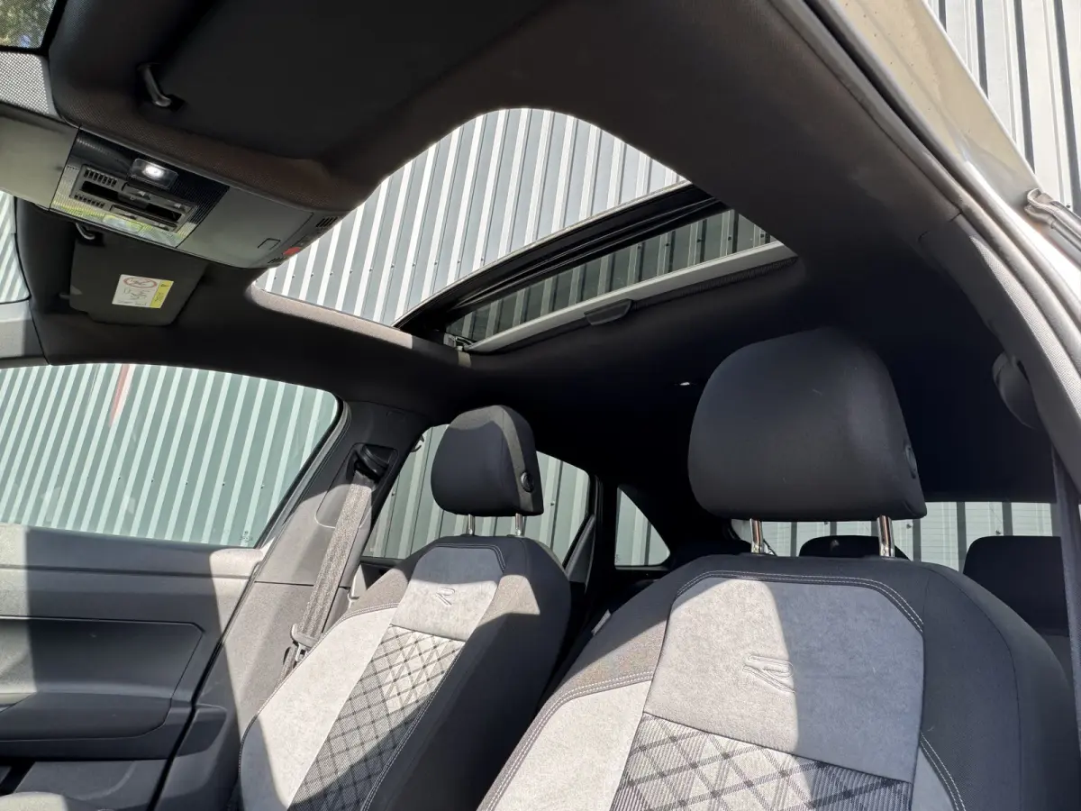 1.5 TSI R-Line 150 pk Panoramadak, IQ Lights, Keyless