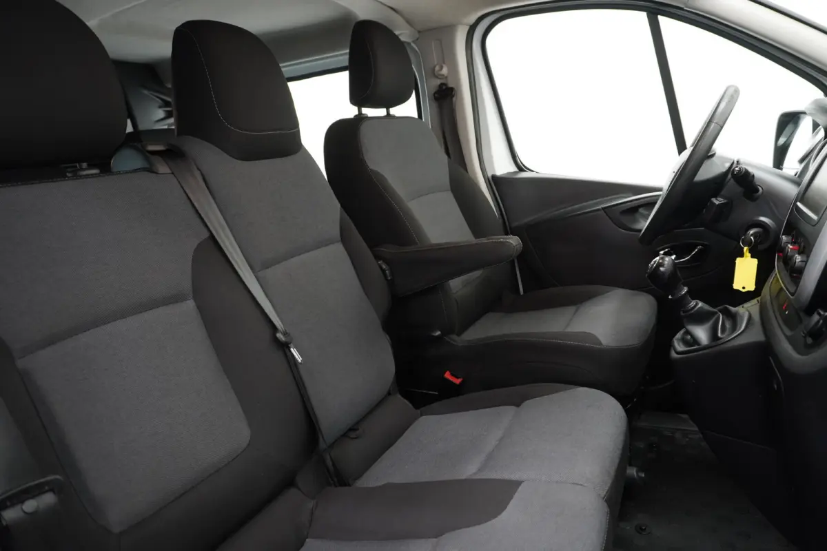 1.6 MJ 125PK L2 Dubbele Cabine EURO 6 - Airco - Navi - Cruise - € 12.499,- Excl.