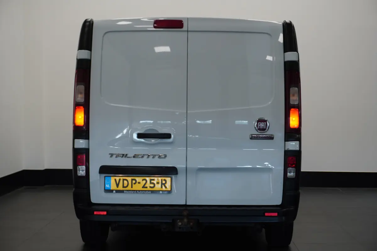 1.6 MJ 125PK L2 Dubbele Cabine EURO 6 - Airco - Navi - Cruise - € 12.499,- Excl.
