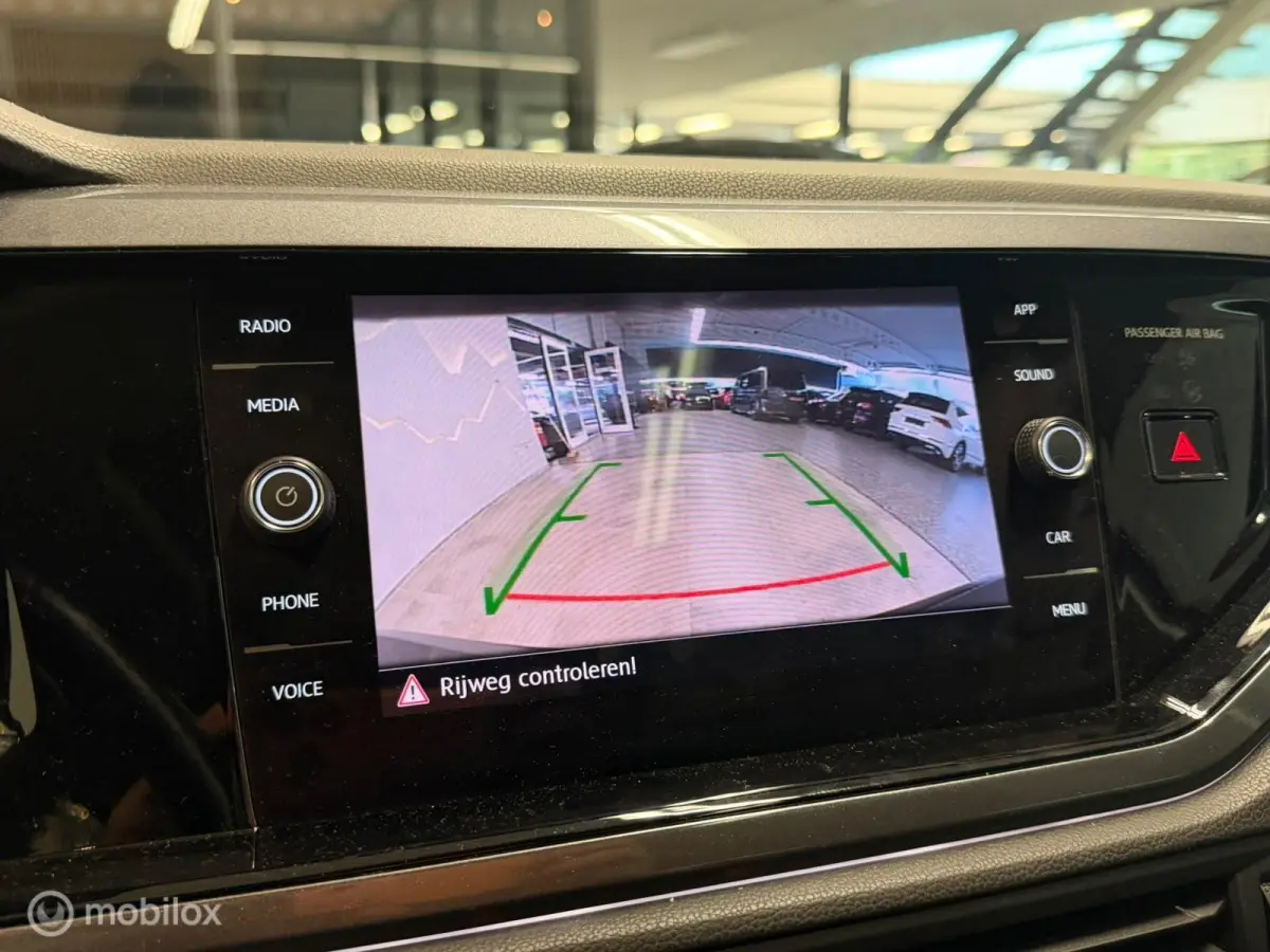 1.0 TSI Beats Panorama/Camera/ACC/Carplay