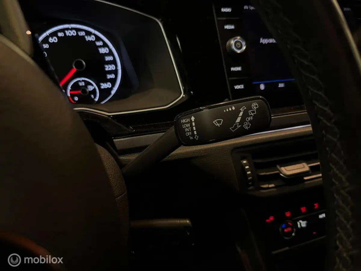 1.0 TSI Beats Panorama/Camera/ACC/Carplay