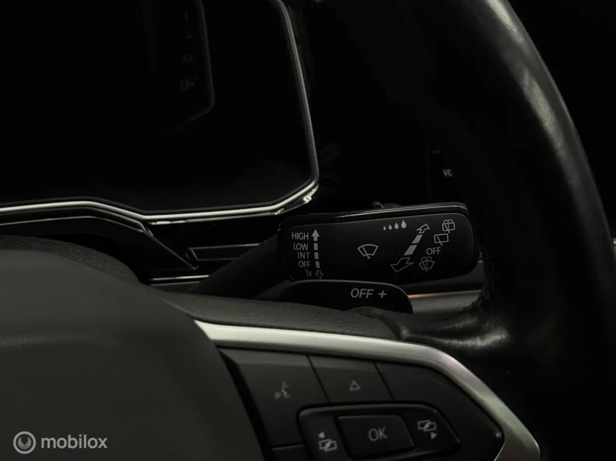 1.0 TSI 3X R-Line|PANO|IQ LIGHT|CAM