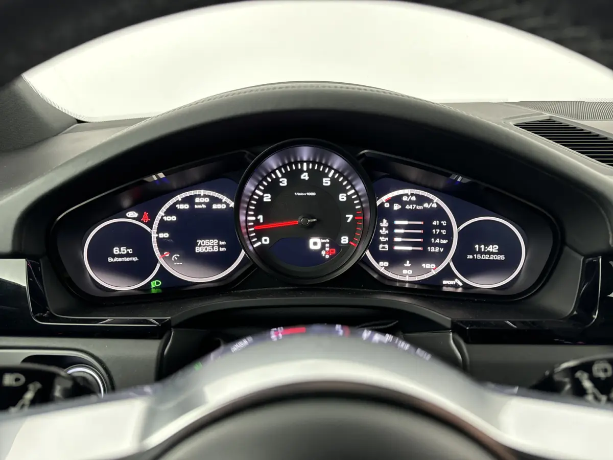 3.0 Sport Chrono/Pano-dak/Trekhaak/Luchtvering/PDLS-LED
