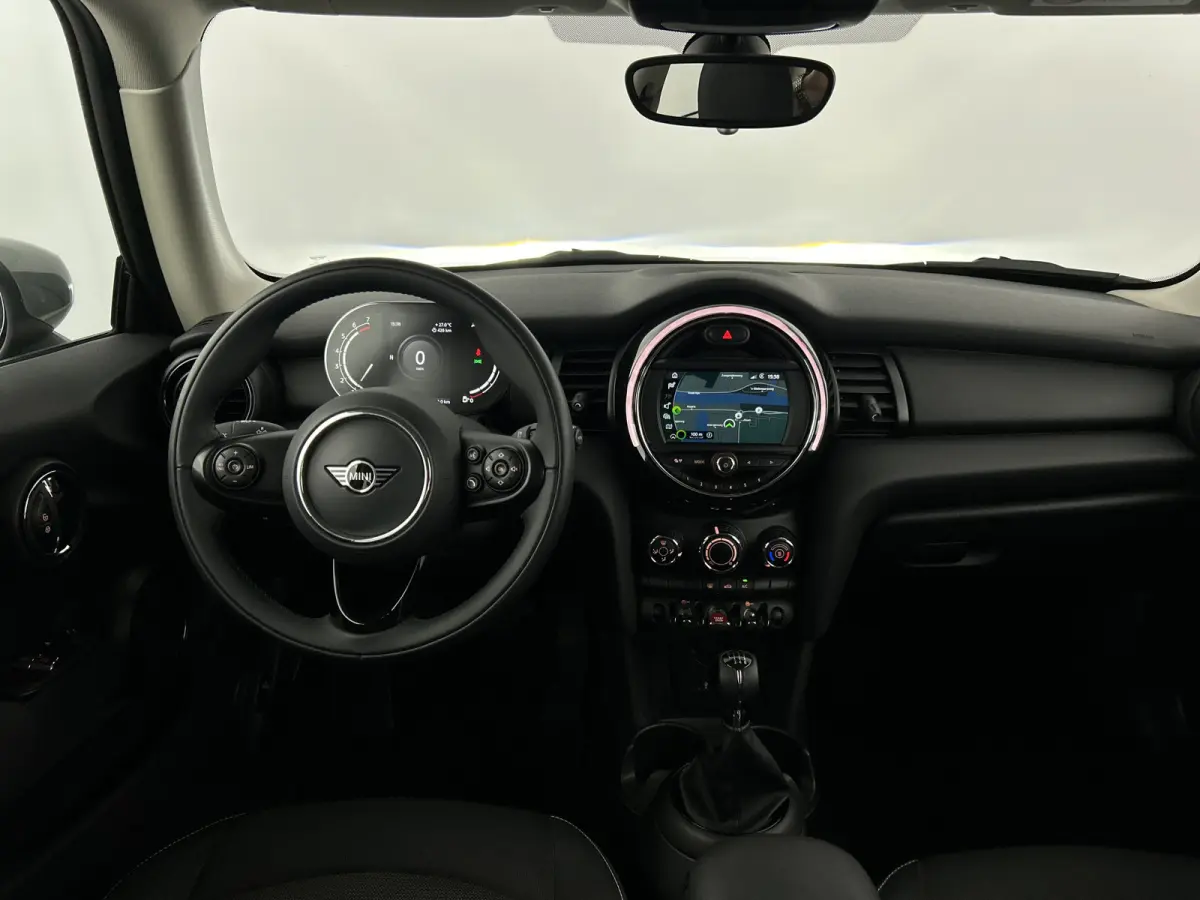 1.5 Classic Facelift Digital Cockpit/Carplay/Navi/Keyless entry/Park.sens