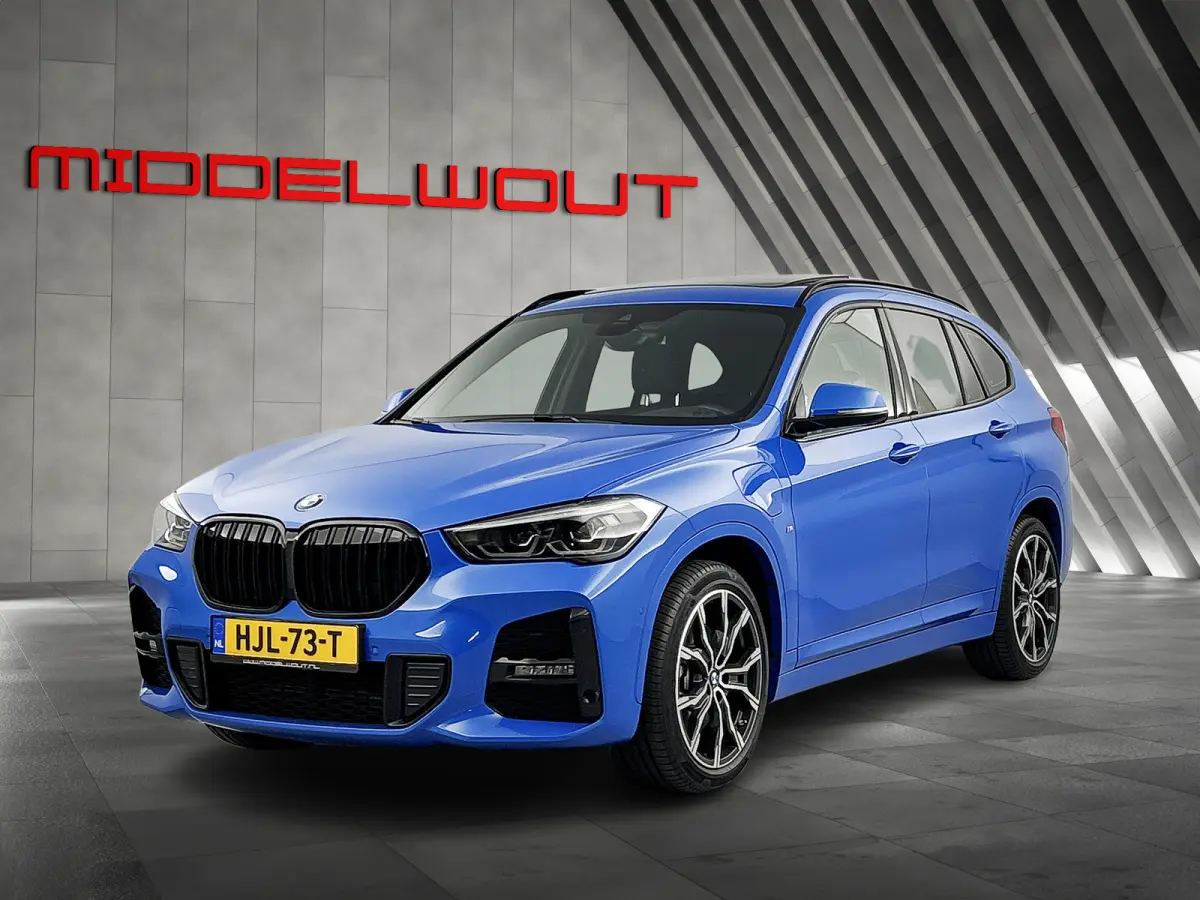 xDrive25e M-Sport High Exe. Pano-dak/Memory/Camera/Carplay/19'LMV