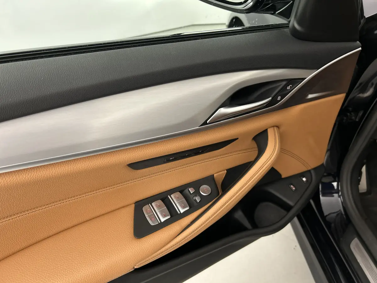 545e 394 PK (92%SOH) xDrive M-Sport Schuif-/kanteldak/Adapt.Cruise/Laser/20'LMV