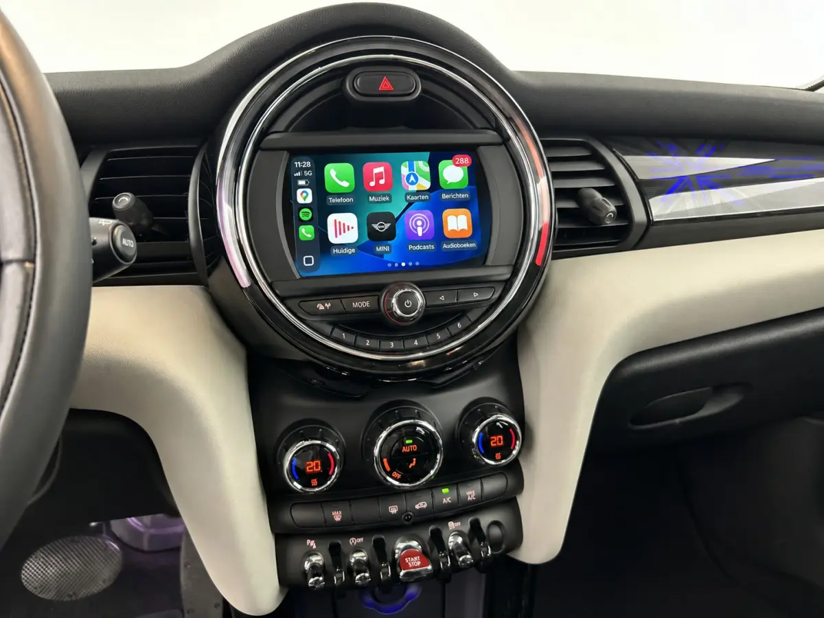 1.5 136 PK Aut. Heddon Street Ed. Pano-dak/Sportstoelen/Carplay