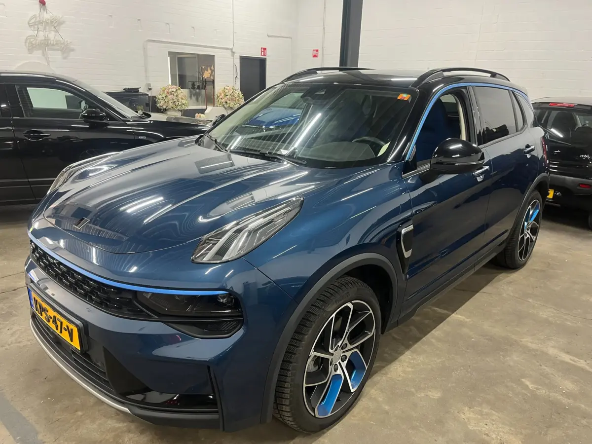 1.5|BLEU|LYNK&CO|