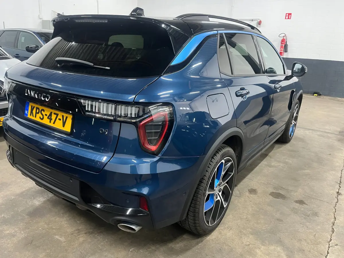 1.5|BLEU|LYNK&CO|