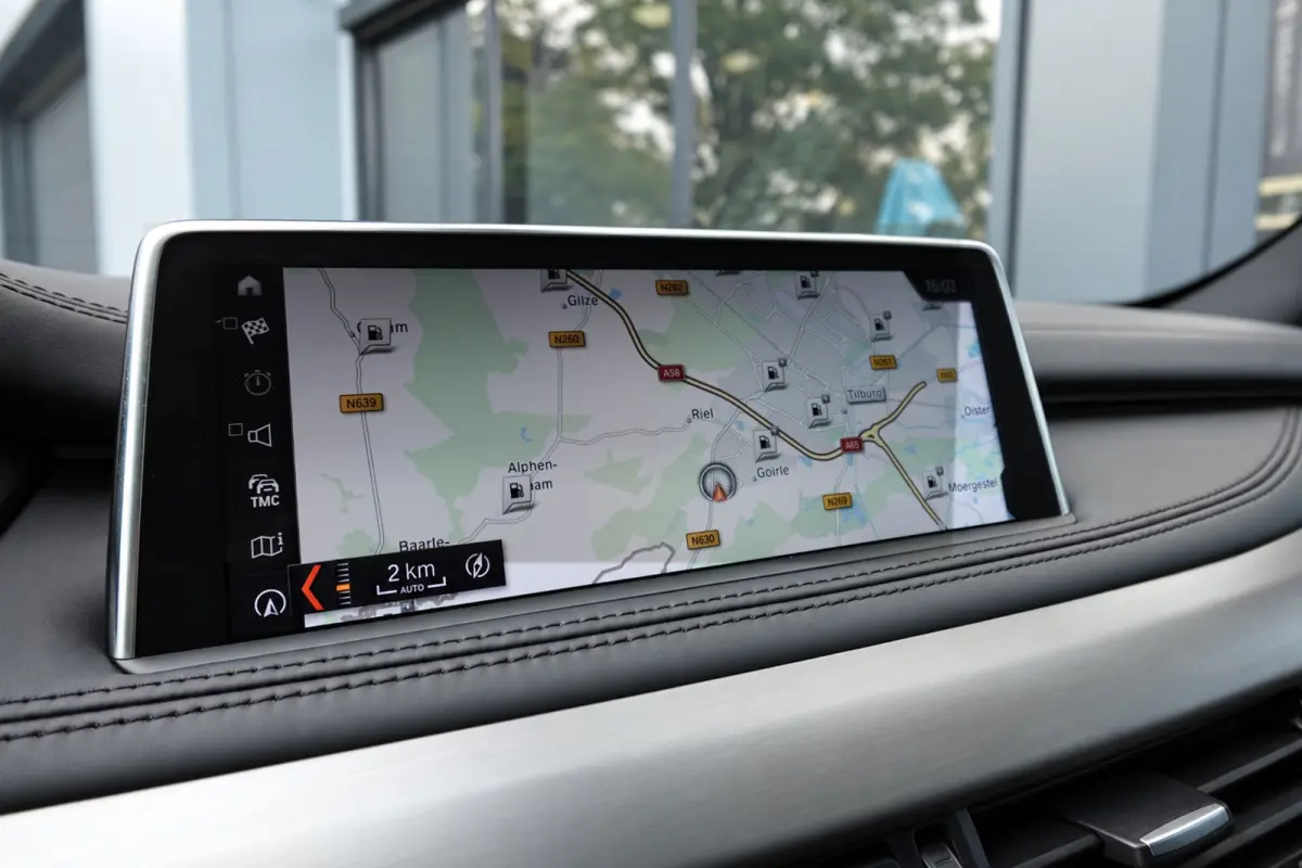 XDRIVE40D PANO H&K CAM MEMORY HUD VOL'