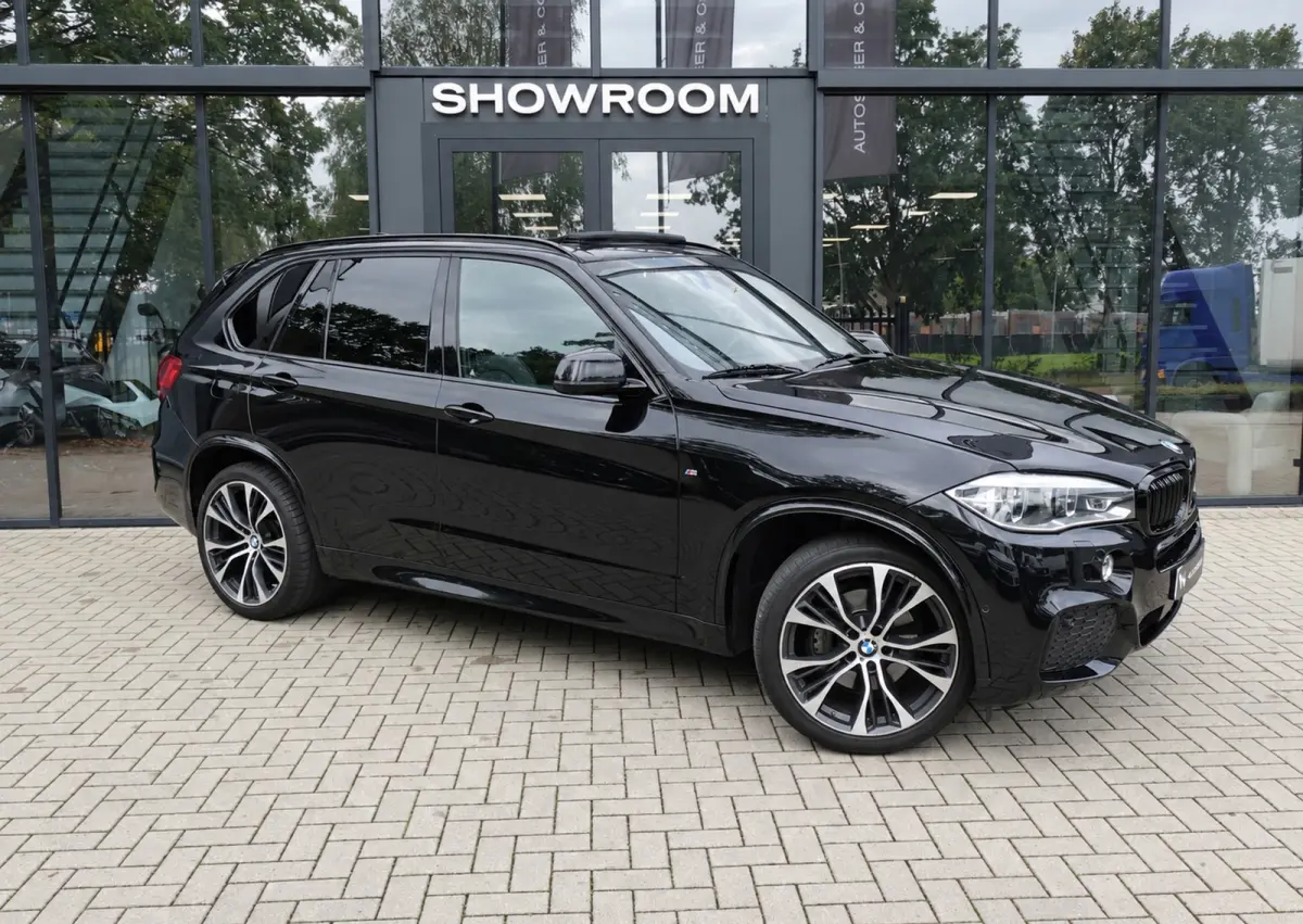 XDRIVE40D PANO H&K CAM MEMORY HUD VOL'