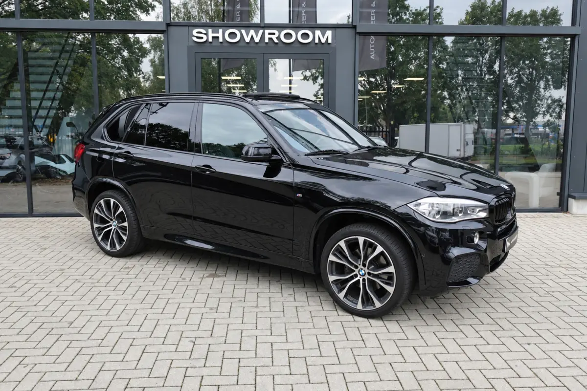 XDRIVE40D PANO H&K CAM MEMORY HUD VOL'