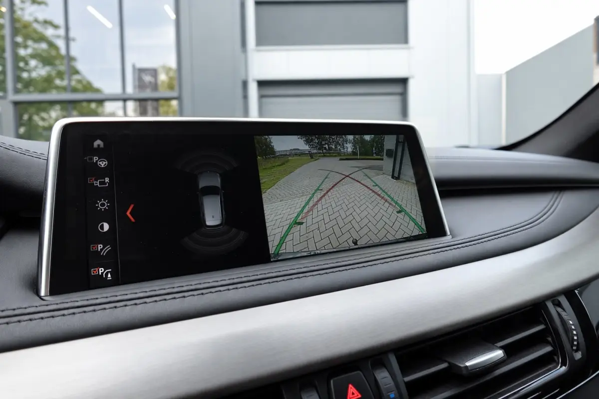 XDRIVE40D PANO H&K CAM MEMORY HUD VOL'