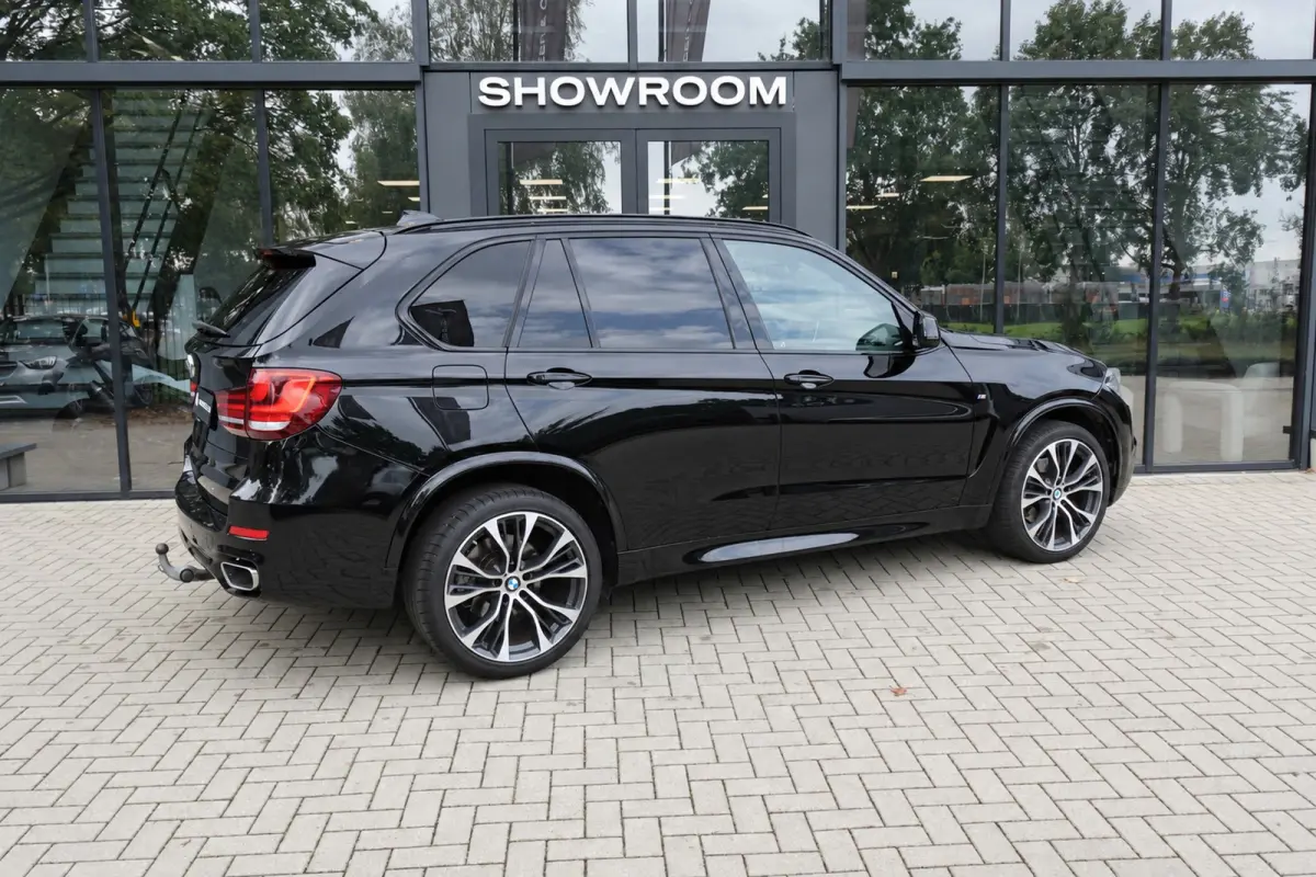 XDRIVE40D PANO H&K CAM MEMORY HUD VOL'