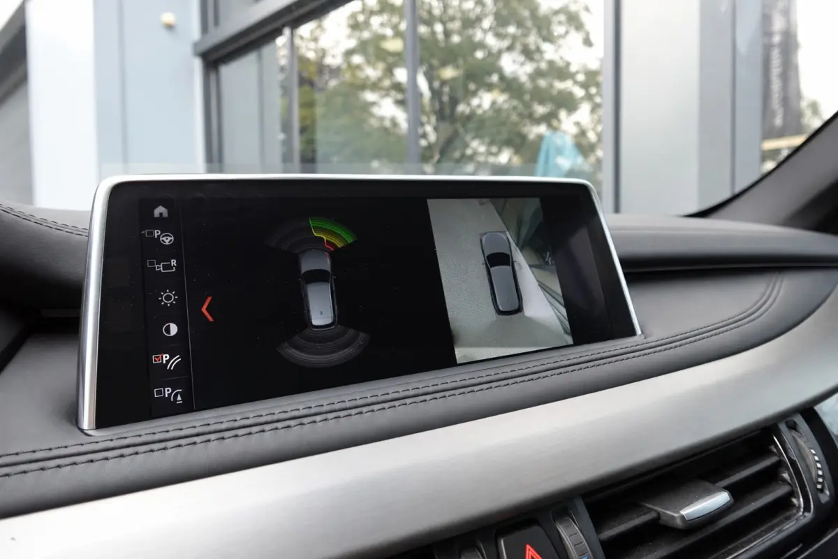 XDRIVE40D PANO H&K CAM MEMORY HUD VOL'