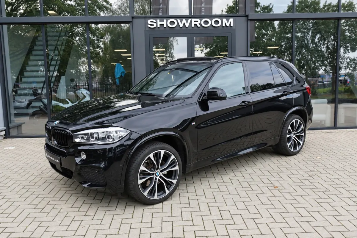 XDRIVE40D PANO H&K CAM MEMORY HUD VOL'