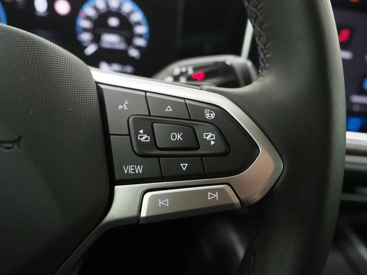 1.5 eHybrid 204PK | Leder/Alcantara | Massage | Stoelkoeling | Trekhaak | HUD | 360 | Keyless
