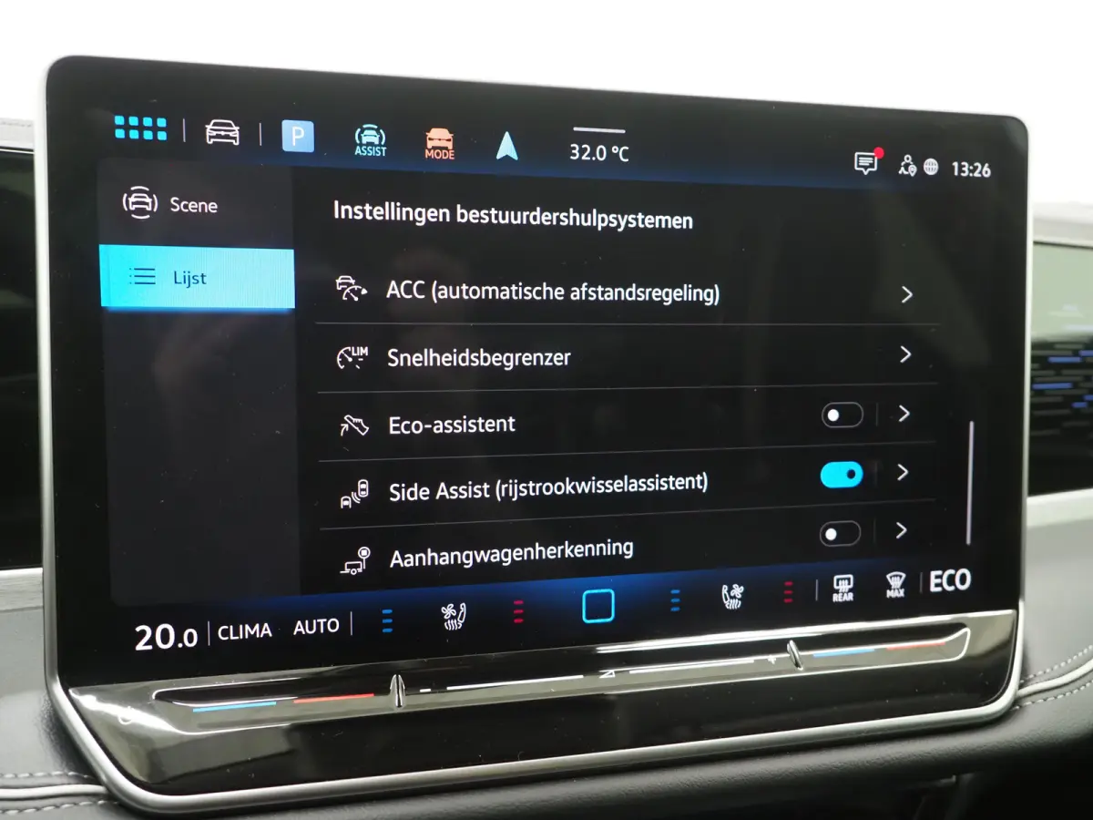 1.5 eHybrid 204PK | Leder/Alcantara | Massage | Stoelkoeling | Trekhaak | HUD | 360 | Keyless
