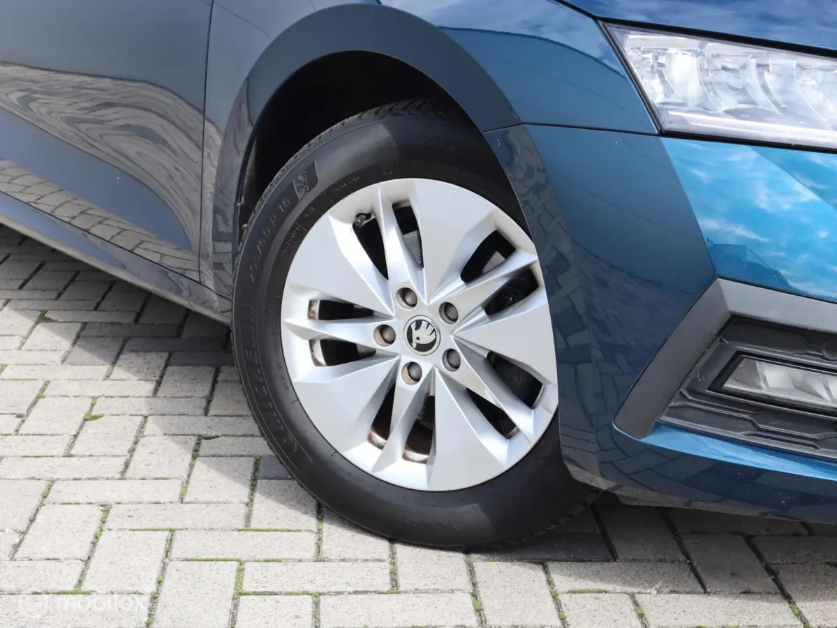 1.0 e-TSI ACC Trekhaak Parkeersensoren