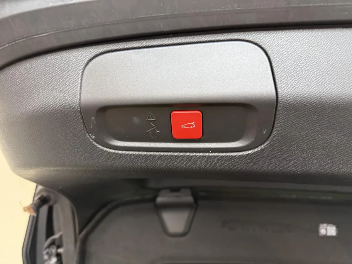 GT Avantage 58 kWh Camera | Adaptieve Cruise Control | Alcantara bekleding | Elektrische kofferklep