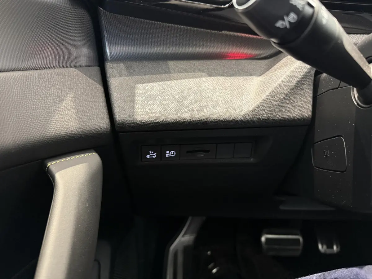 GT Avantage 58 kWh Camera | Adaptieve Cruise Control | Alcantara bekleding | Elektrische kofferklep