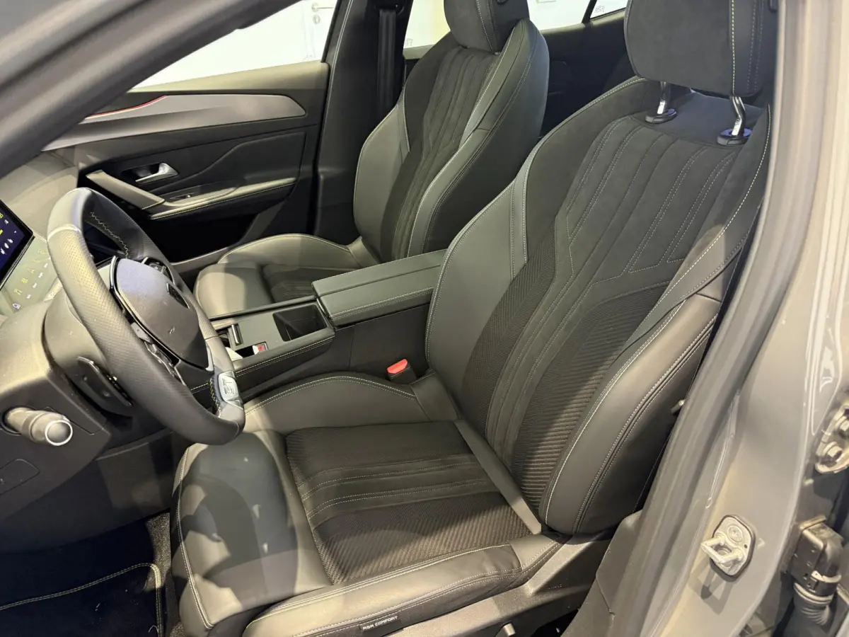 GT Avantage 58 kWh Camera | Adaptieve Cruise Control | Alcantara bekleding | Elektrische kofferklep