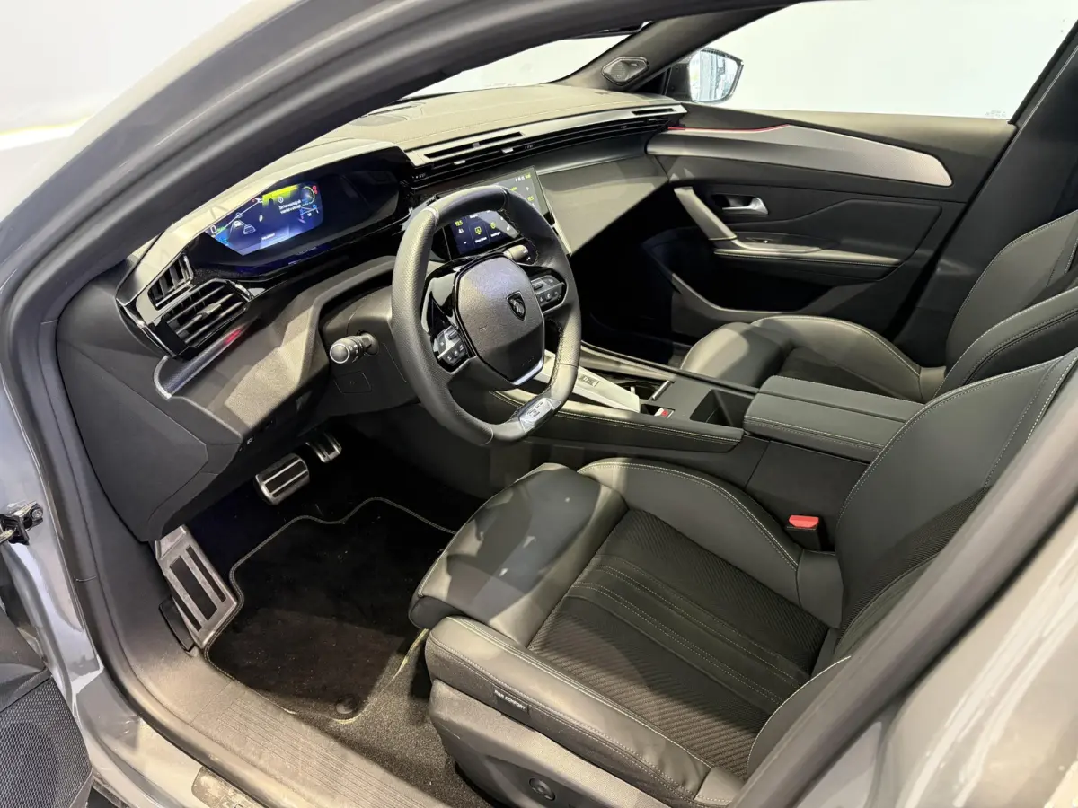 GT Avantage 58 kWh Camera | Adaptieve Cruise Control | Alcantara bekleding | Elektrische kofferklep