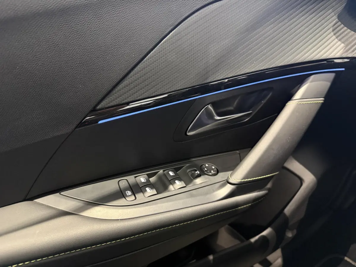 1.2 Hybrid 110 e-DCS6 GT CARPLAY - CAMERA - SNEL LEVERBAAR