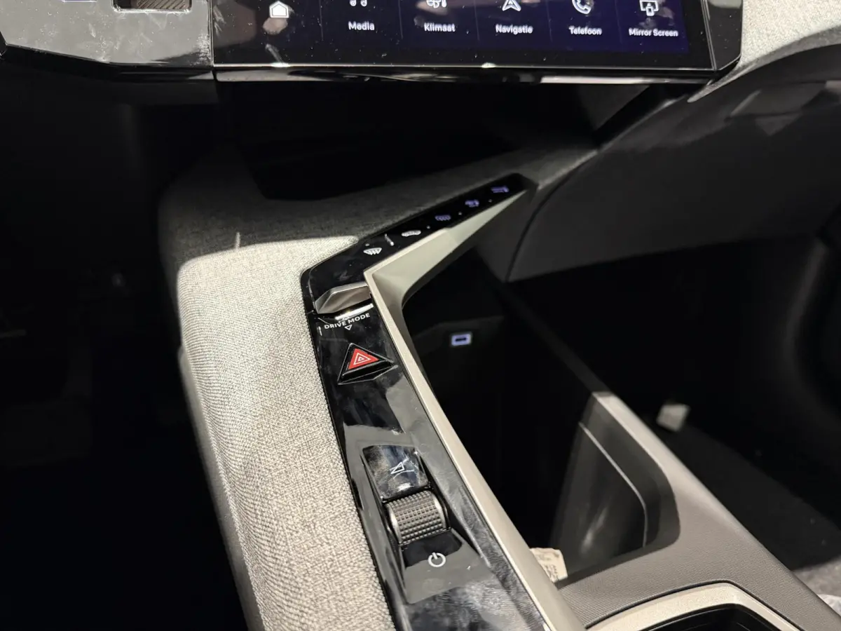 1.6 Plug-in Hybrid 195 Allure 7p l 360 Camera | Adaptieve cruise control | Lendensteun | Apple Carplay/Android Auto l DIRECT LEVERBAAR!!!