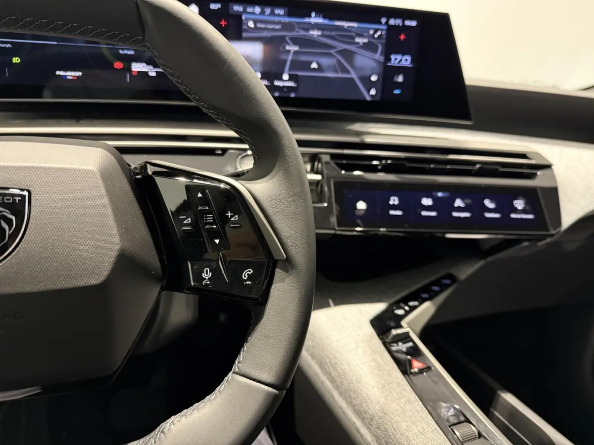 1.6 Plug-in Hybrid 195 Allure 7p l 360 Camera | Adaptieve cruise control | Lendensteun | Apple Carplay/Android Auto l DIRECT LEVERBAAR!!!