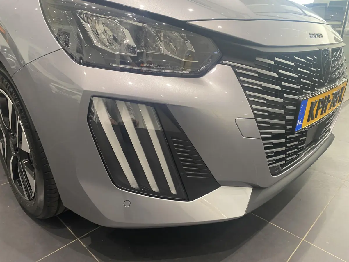 1.2 Hybrid 110 e-DCS6 Allure | AUTOMAAT | CARPLAY AlNDRIOD AUTO | PDC | CLIMATE | 16 DKM |