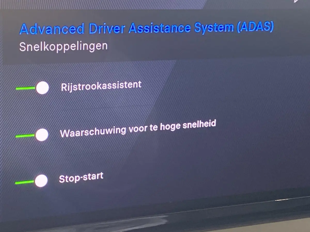 1.2 Hybrid 110 e-DCS6 Allure | AUTOMAAT | CARPLAY AlNDRIOD AUTO | PDC | CLIMATE | 16 DKM |