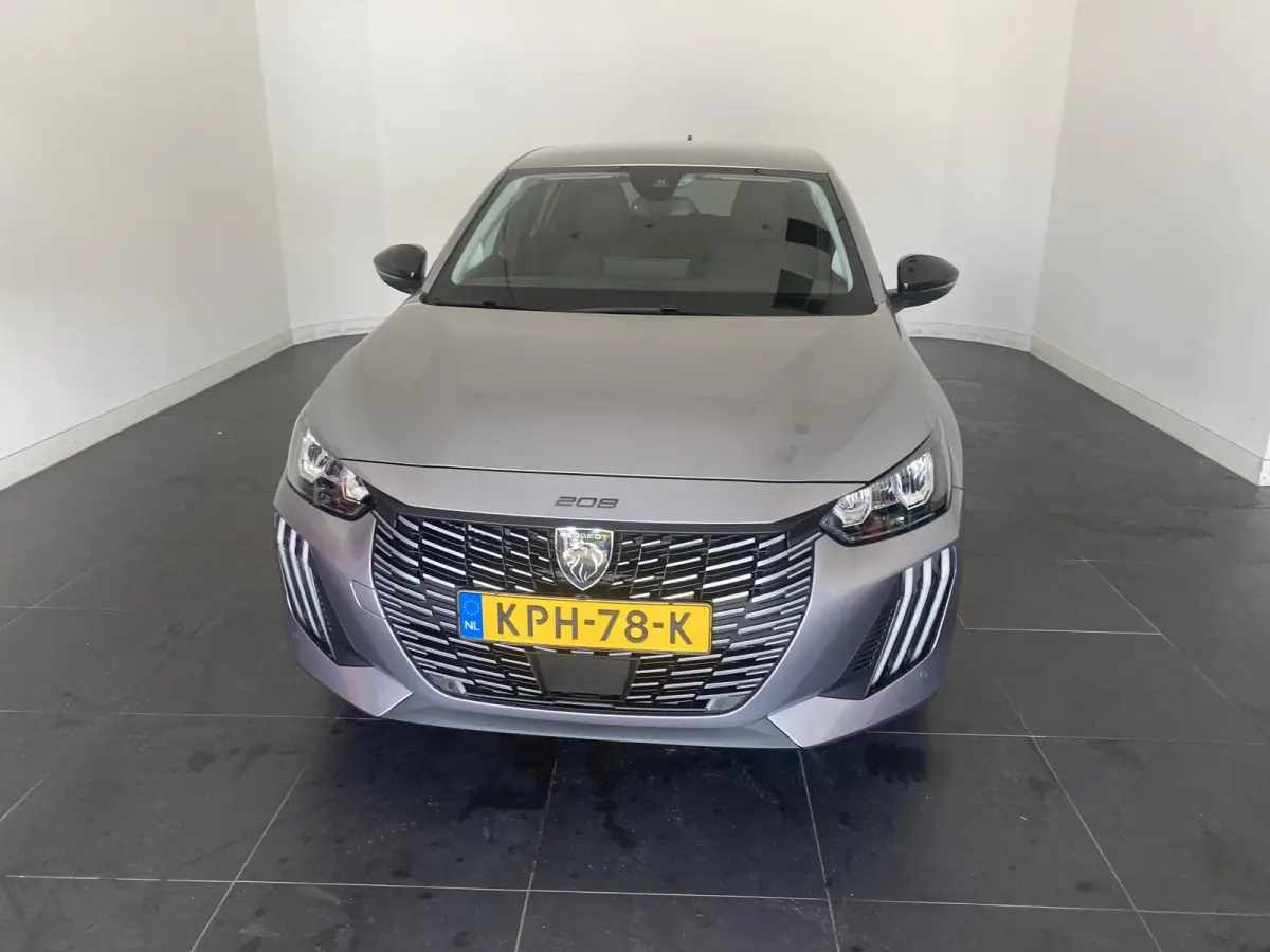 1.2 Hybrid 110 e-DCS6 Allure | AUTOMAAT | CARPLAY AlNDRIOD AUTO | PDC | CLIMATE | 16 DKM |