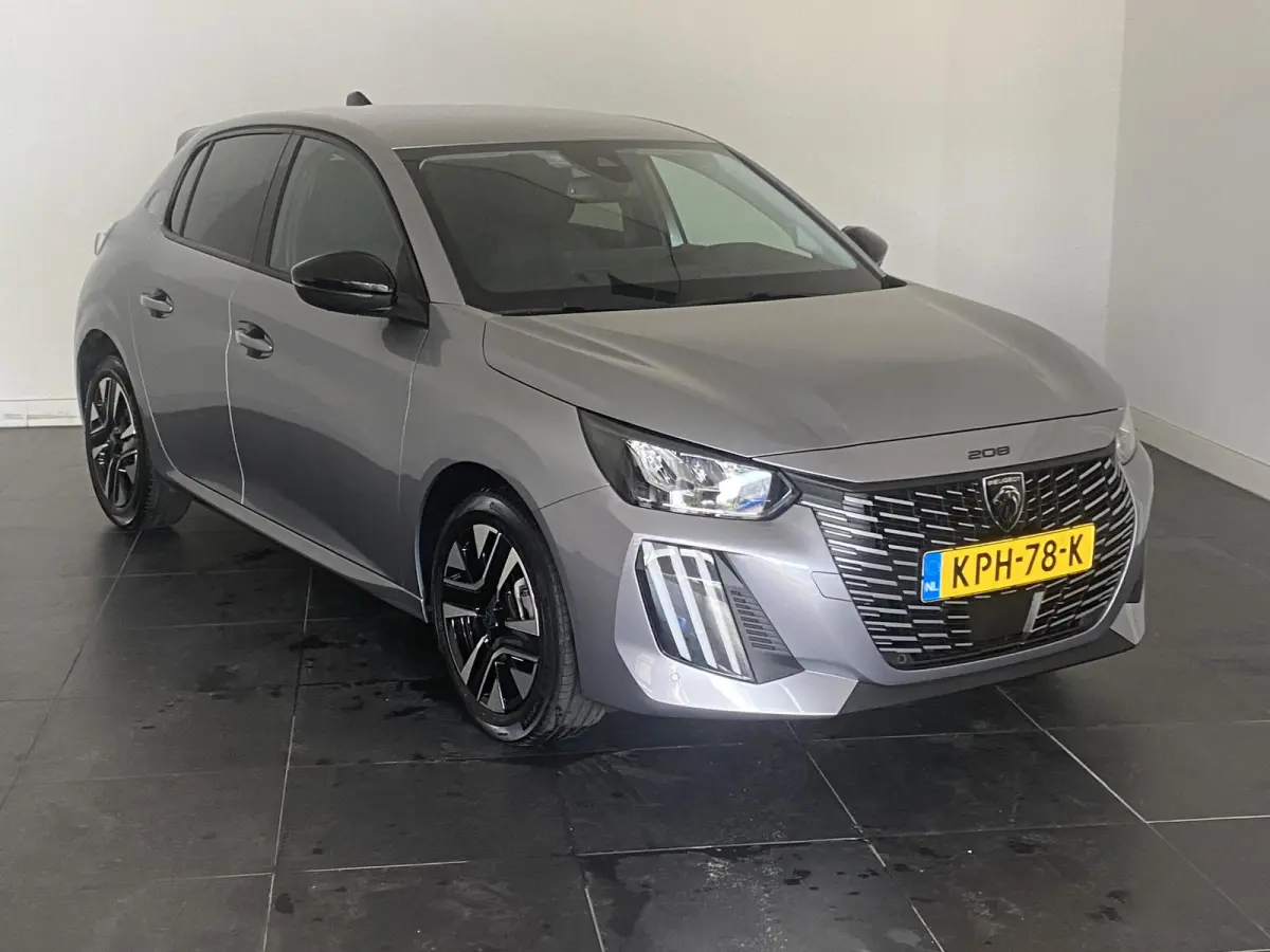 1.2 Hybrid 110 e-DCS6 Allure | AUTOMAAT | CARPLAY AlNDRIOD AUTO | PDC | CLIMATE | 16 DKM |