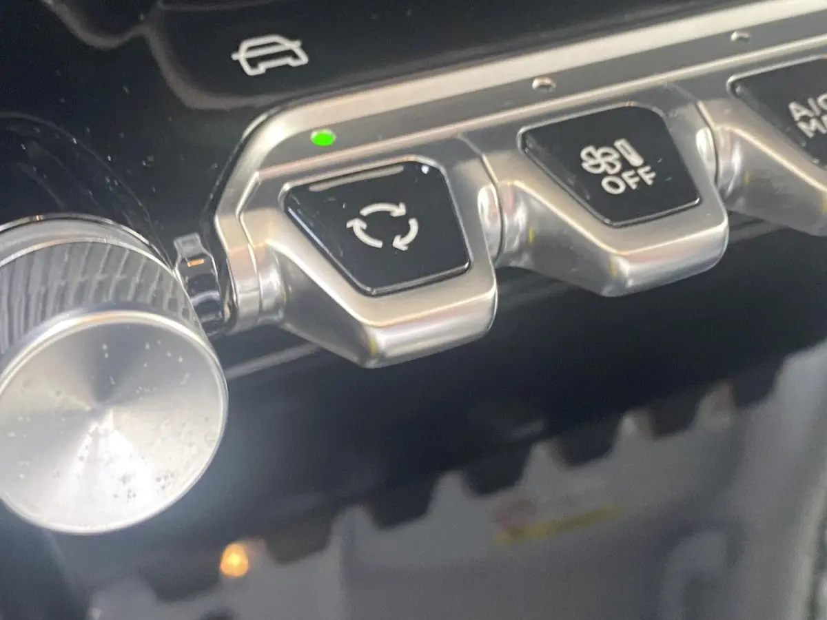 1.2 Hybrid 110 e-DCS6 Allure | AUTOMAAT | CARPLAY AlNDRIOD AUTO | PDC | CLIMATE | 16 DKM |