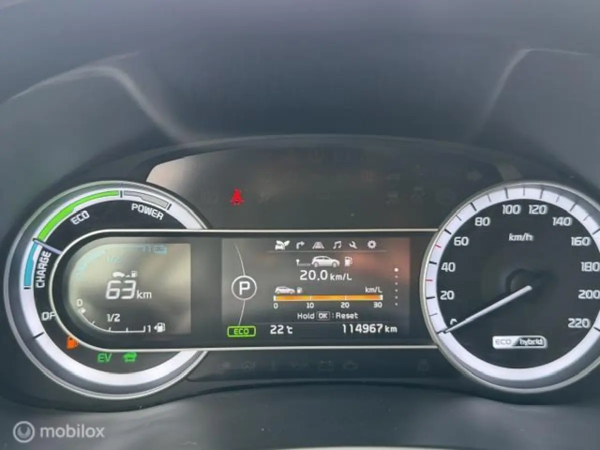 1.6 GDi Hybrid DynamicLine , Trekhaak , Navigatie & Camera achter , Parkeerhulp Achter, Led verlichting , Fabrieks garantie