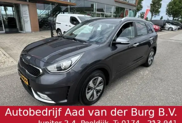 1.6 GDi Hybrid DynamicLine , Trekhaak , Navigatie & Camera achter , Parkeerhulp Achter, Led verlichting , Fabrieks garantie