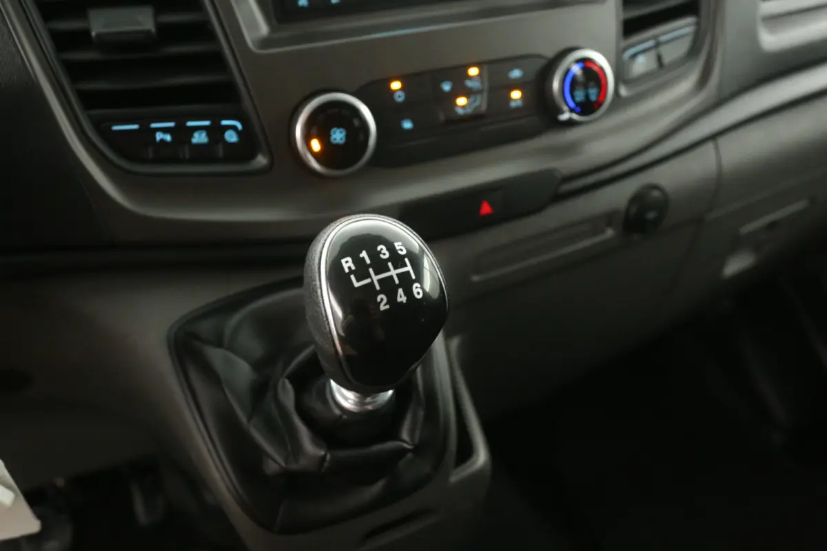 2.0 TDCI L2H1 | DC | 6 Zits | Airco | Cruise | Parkeersensoren