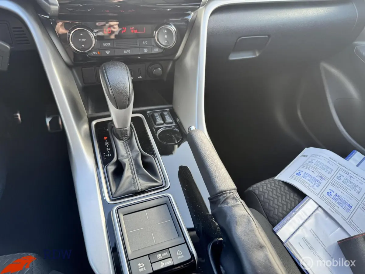 1.5 DI-T Black Edit. CARPLAY TREKHAAK