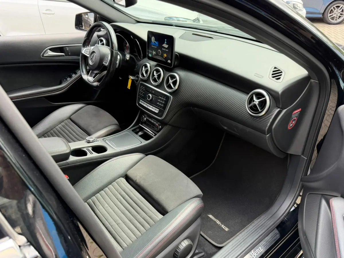 220 Sport 4MATIC AMG Harman-Kardon
