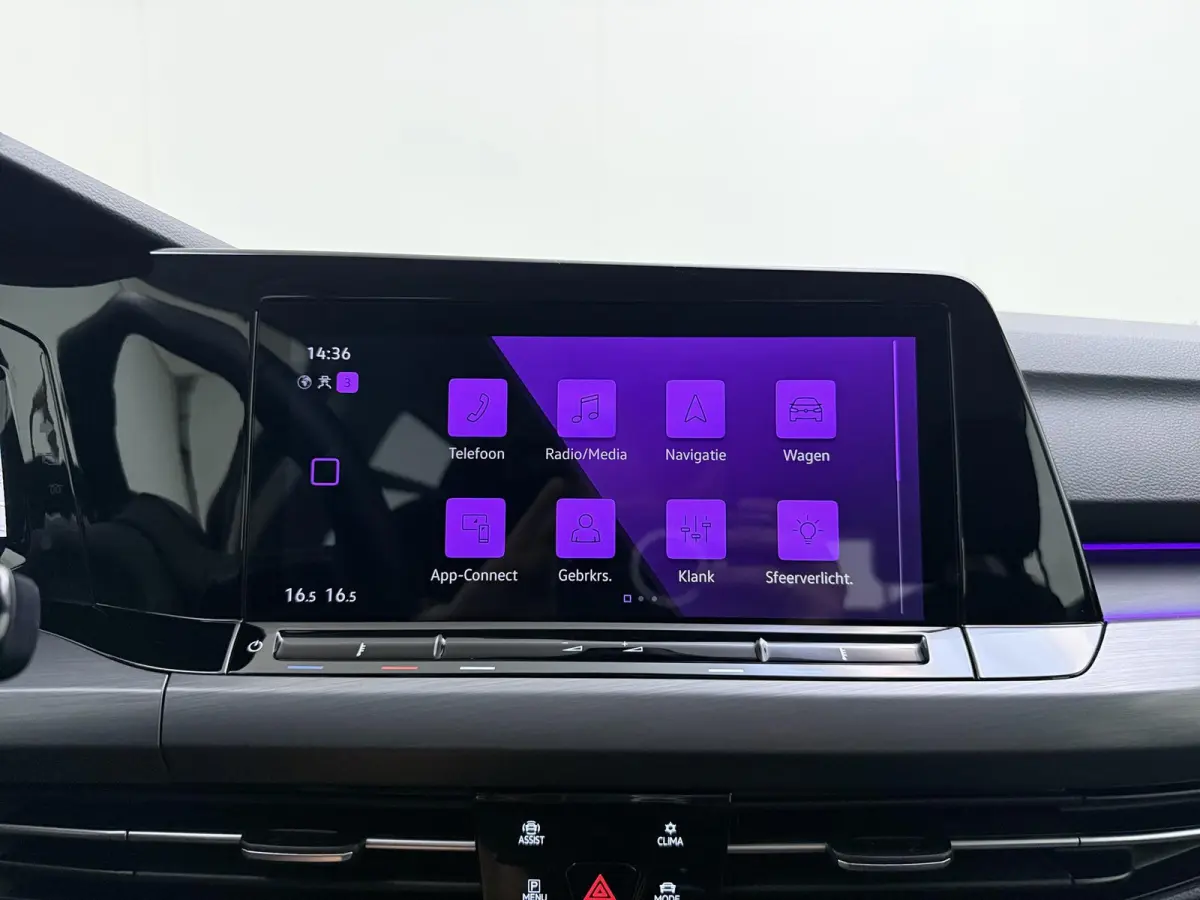 1.4 eHybrid Style | Apple Carplay / Android Auto | Alcantara Bekleding | Ergo Comfort Stoel |