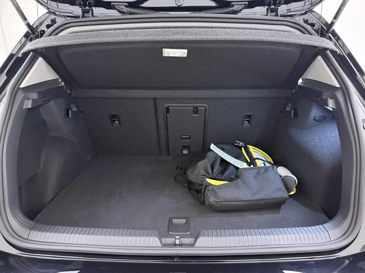 1.4 eHybrid Style | Apple Carplay / Android Auto | Alcantara Bekleding | Ergo Comfort Stoel |