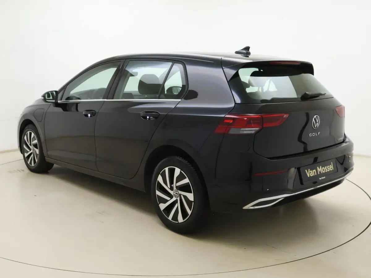 1.4 eHybrid Style | Apple Carplay / Android Auto | Alcantara Bekleding | Ergo Comfort Stoel |