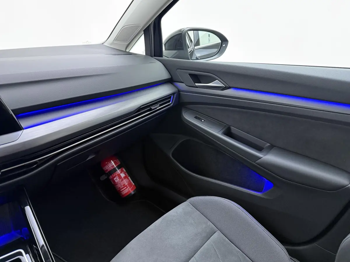 1.4 eHybrid Style | Apple Carplay / Android Auto | Alcantara Bekleding | Ergo Comfort Stoel |
