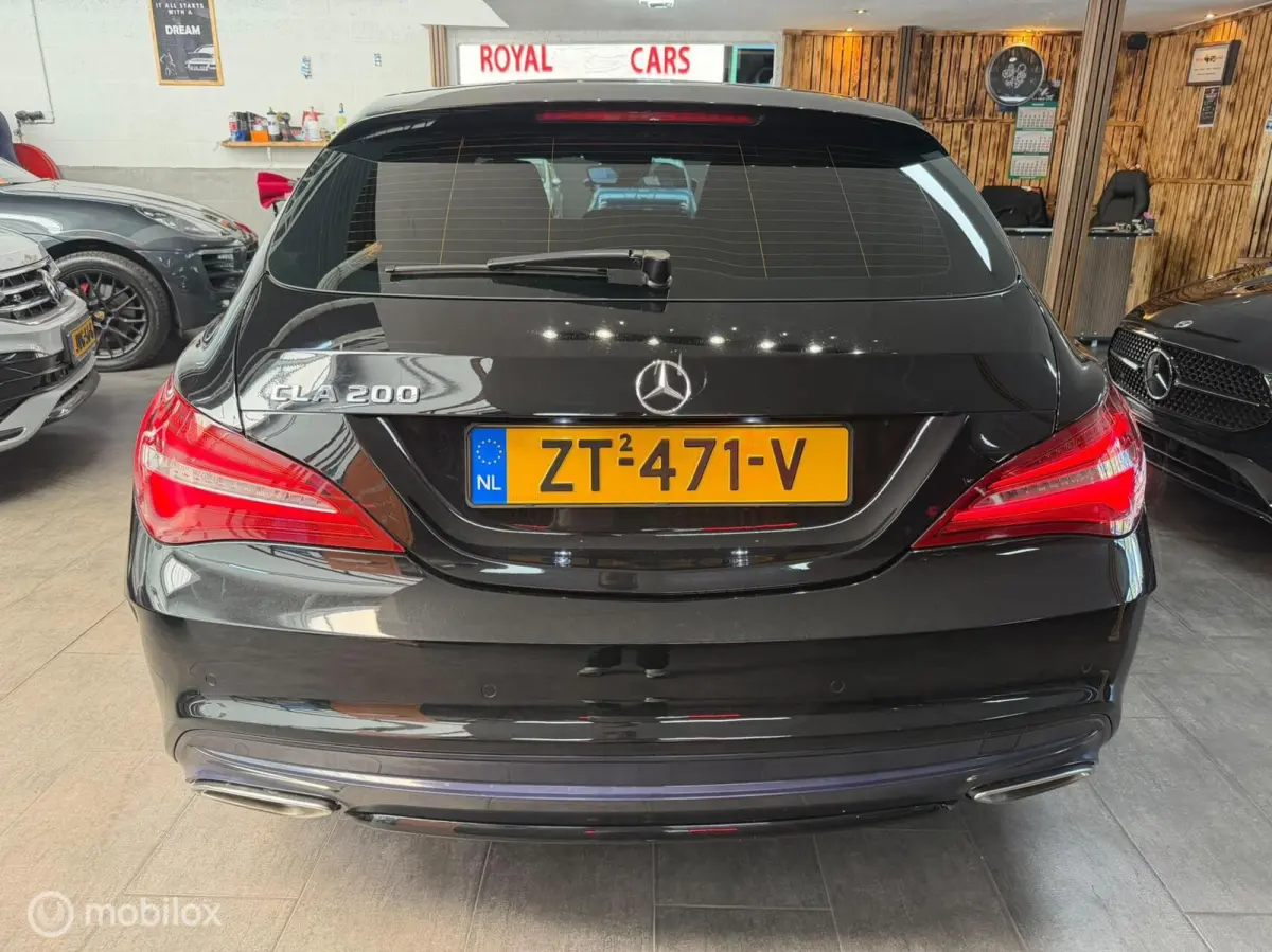 200 Prestige| Amg Line
