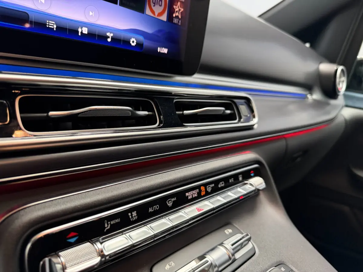 300 L2 - 8-pers - AMG Facelift - Inter. & Exter. pakket - 360 - Elec. deuren - Vol Opties - Incl. Garantie