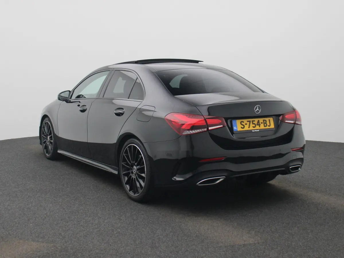 250 AMG Line | Automaat | Panoramadak | Apple CarPlay / Android Auto | Virtual Cockpit | Climate Control | Sfeer verlichting | Leder | DAB | Navigatie | Bluetooth | Camera | Stoel verwarming