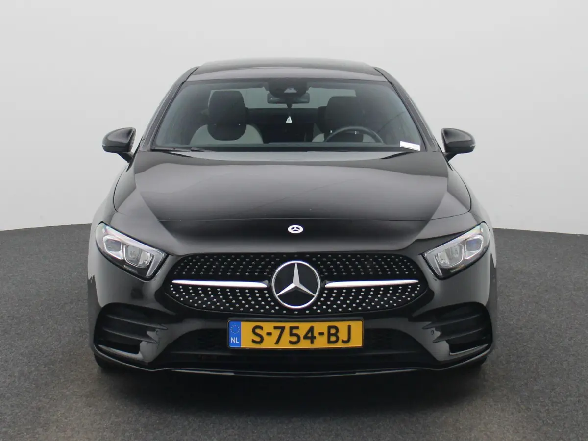 250 AMG Line | Automaat | Panoramadak | Apple CarPlay / Android Auto | Virtual Cockpit | Climate Control | Sfeer verlichting | Leder | DAB | Navigatie | Bluetooth | Camera | Stoel verwarming